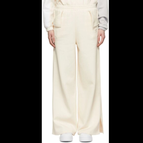 Brand New adidas Adicolor Clean Classics Pants - Picture 8 of 10